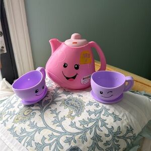 Fisher-Price Smiling Pink Teapot and Purple Cups Set